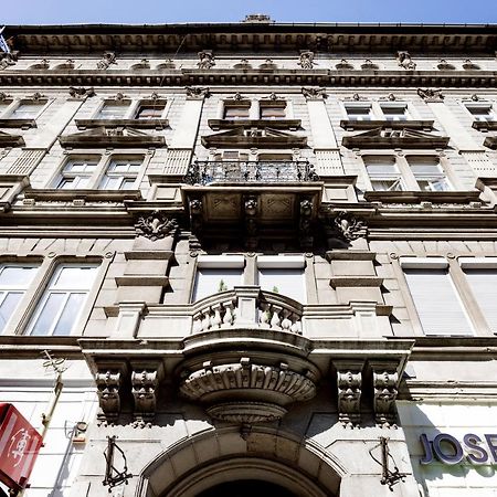 Elegant Studio In Central Budapest Exterior photo